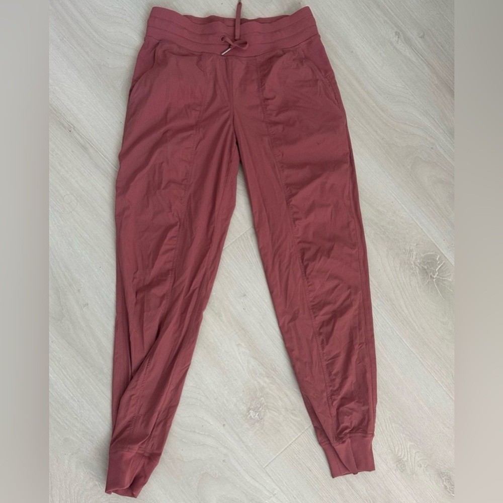 Lululemon Dance Studio joggers size 6